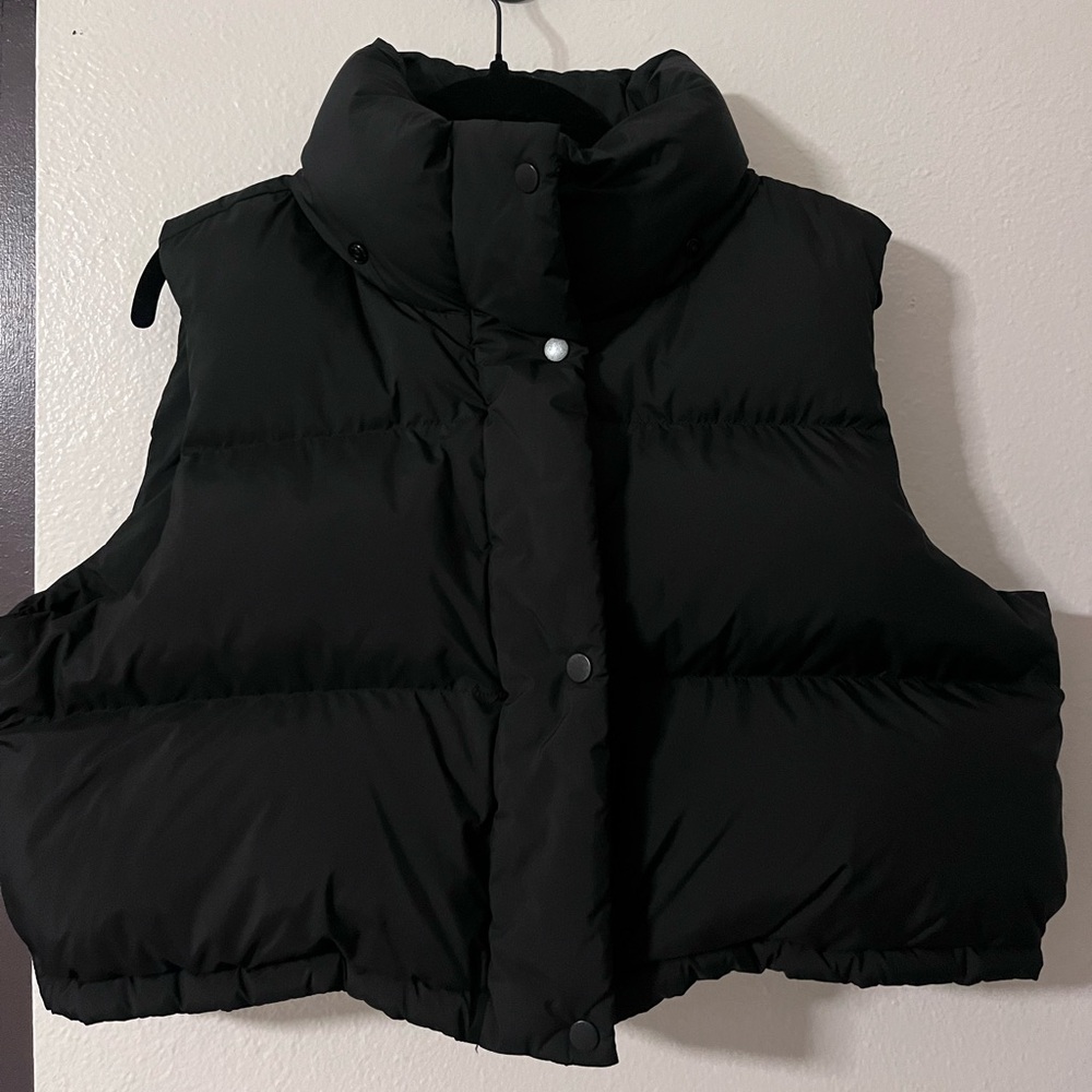 Lululemon Wunder Puff Super Cropped Vest, 10, Black